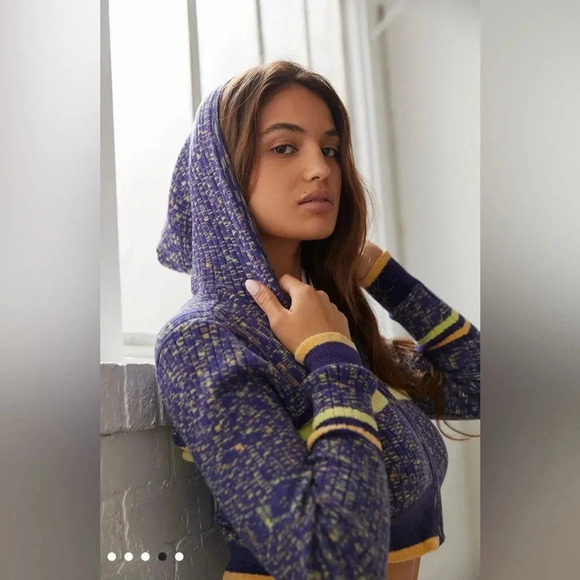 Urban Outfitters Cropped Hoodie Sweater Women’s M Striped Primrose Full Zip Up - Picture 4 of 16